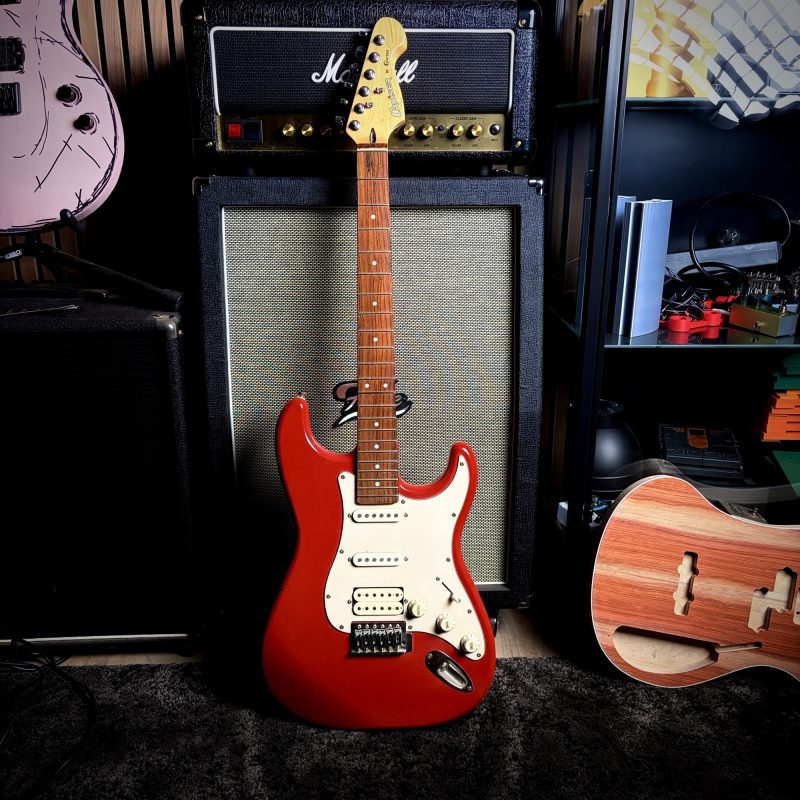 Cruiser by Crafter | HSS Strat in Dakora Red – Bild 2