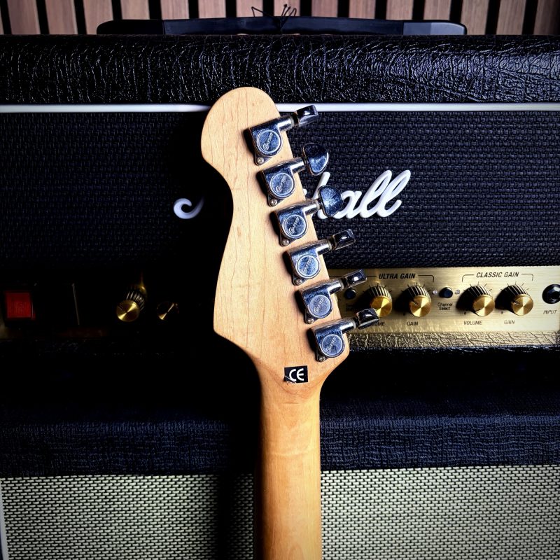 Cruiser by Crafter | HSS Strat in Dakora Red – Bild 5