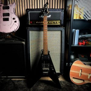Aria Pro II XX Deluxe Flying V | Double Locking Tremolo MIJ
